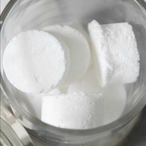 Eucalyptus and tea tree shower steamers!